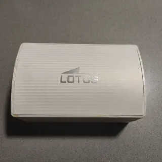 Reloj Lotus Dorado