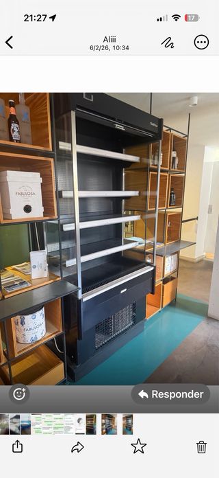 Nevera expositora casi sin usar