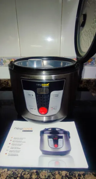 Robot de cocina Newcook SIN ESTRENAR
