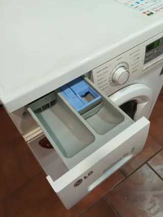 Lavadora LG 8kg Inverter Direct Drive 1200rpm A+++