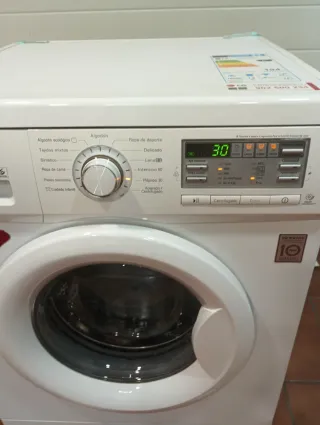 Lavadora LG 8kg Inverter Direct Drive 1200rpm A+++