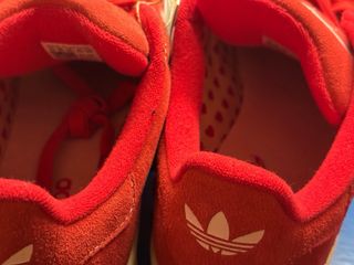 Adidas Campus 00s Rojas Especial enamorados 45 1/3