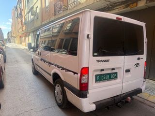 Ford Transit 2011