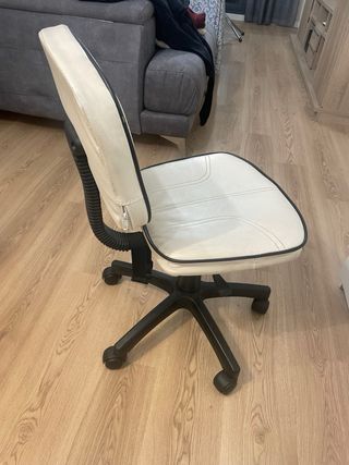 Silla de escritorio infantil blanca
