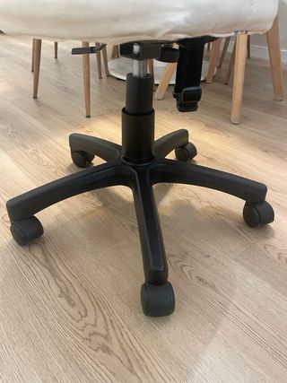 Silla de escritorio infantil blanca