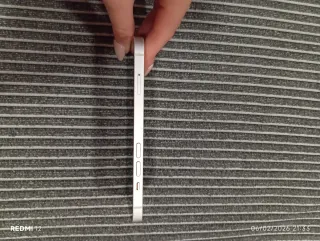 iPhone 14 Seminuevo - 2 Años Antigüedad