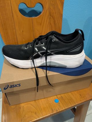 Zapatillas Asics Gel Kayano 31. Poco uso