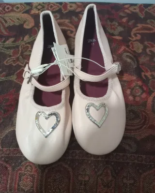 Zapatos Zara Niña Corazón Talla 33