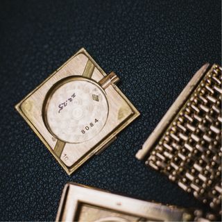 Boucheron Carrée Paris Ouro 18k - 57g