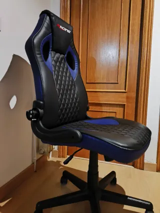 Silla Gaming Negra y Azul