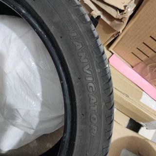 Dos neumáticos 235/40ZR18 95W XL