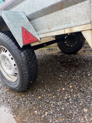 Remolque 750 kg con tapa con documentación