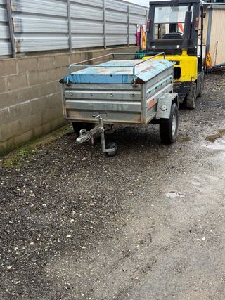 Remolque 750 kg con tapa con documentación