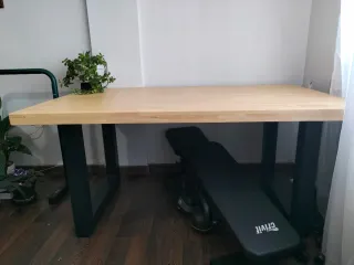 Mesa comedor madera maciza y metal