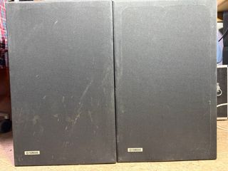 Altavoces YAMAHA Negros