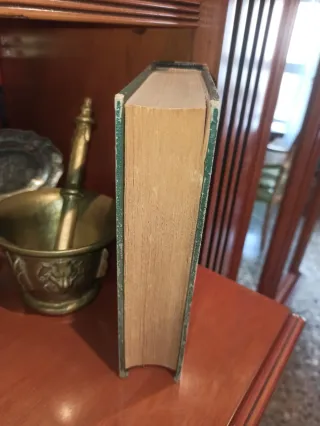 Libro antiguo: La Noche quedó atrás. Año 1941.