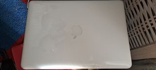 Macbook A1342 finales 2009