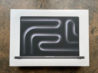 MacBook Pro 16 M3 Pro 1 TB SSD nuevo y precintado