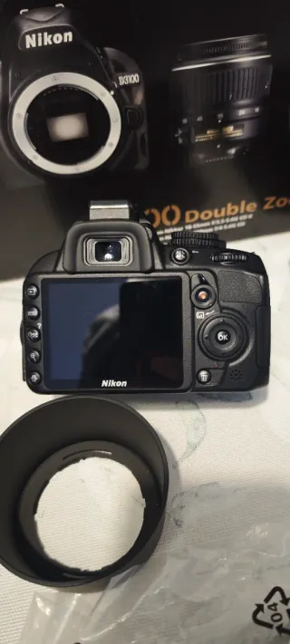 Nikon D3100 Kit 2 Objetivos + Trípode