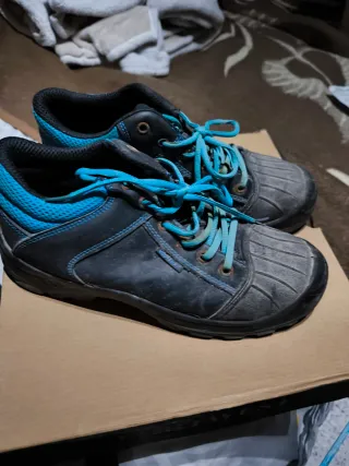 Zapatillas de trabajo resistentes al agua