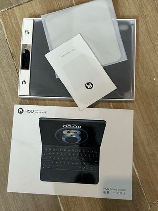 Teclado HOU Magic iPad 11ªGen A16 2025, 10GEN 2022