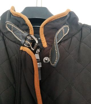 Cazadora acolchada Zara.