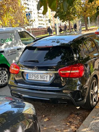 Mercedes-Benz GLA 2015