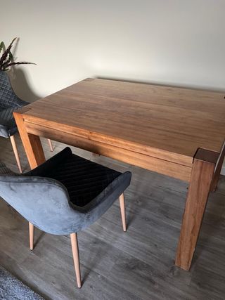 Tavolo da pranzo in legno massello