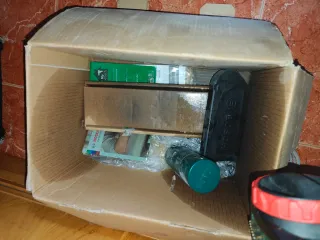 Mini motosierra Bosch