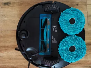 Robot Cecotec Conga aspirapolvere e lavapavimenti