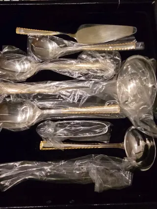 Cubertería Soligen de Acero, Cromo, Níquel y Oro