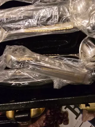 Cubertería Soligen de Acero, Cromo, Níquel y Oro