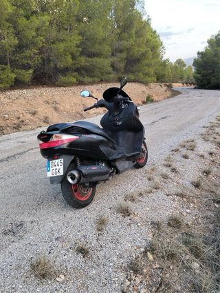 Suzuki Burgman 125cc Negra