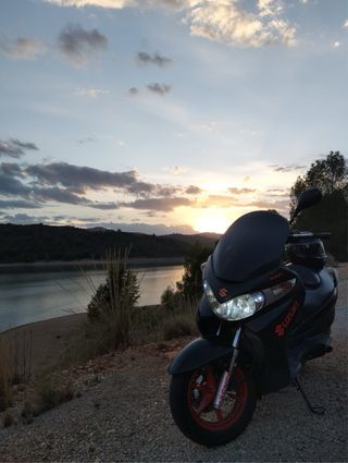 Suzuki Burgman 125cc Negra