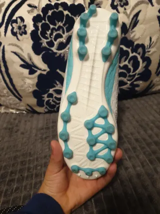 Zapatillas de fútbol Tenth sin usar T42