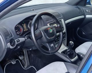 OCTAVIA RS COMBI CR 170 CV * 1 DUEÑO Y NACIONAL *