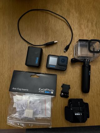 Cámara de acción GoPro con accessorios
