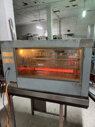 Asador de pollos ROTATIVO industrial