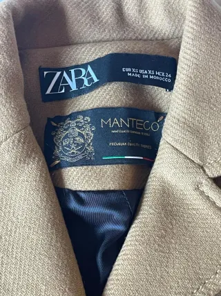 Abrigo Zara Beige Botones Dorados
