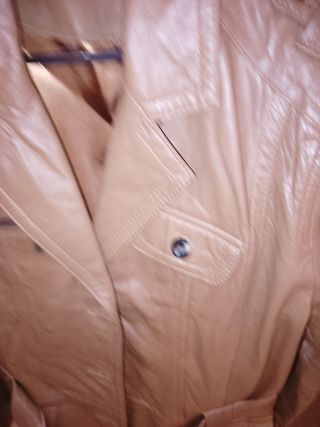 Chaqueta de cuero marrón