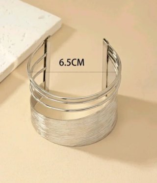 NUEVOS.Diferentes modelos de brazaletes