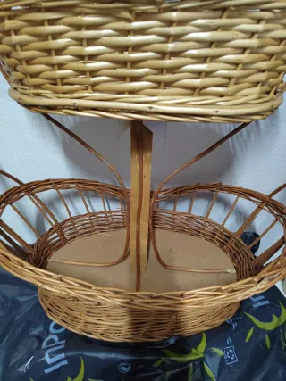 Cesta 3 Niveles Mimbre y Madera