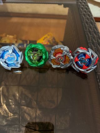 Lote de 16 Beyblade X