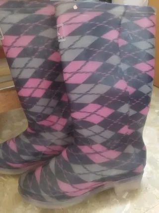 Botas de agua rombos rosa y gris