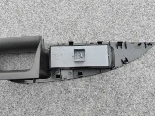 Mando de elevalunas sest altea 2009