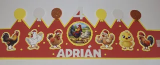 Corona de cumpleaños,Gallos y Gallinas.