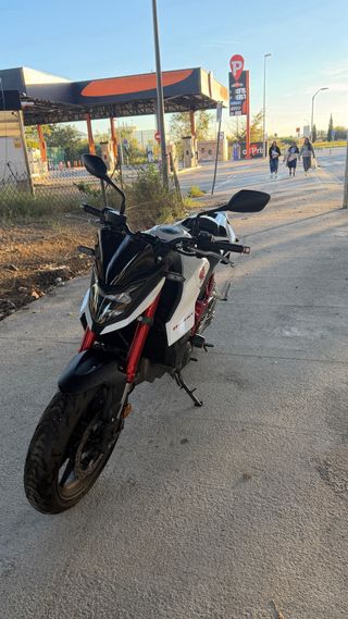 Honda Hornet CB 750 A2 - Moto Naked