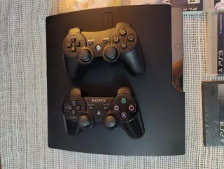 Consola PS3 Slim 120GB + 2 Mandos + 17 Juegos