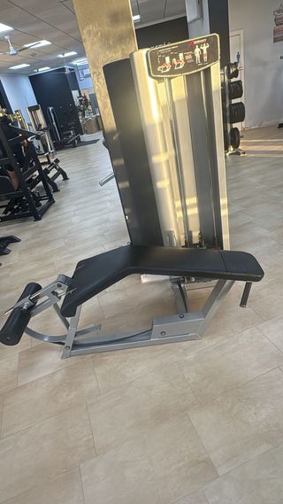 Máquina profesional femoral tumbado