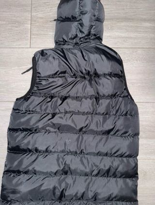 Chaleco icon acolchado con capucha